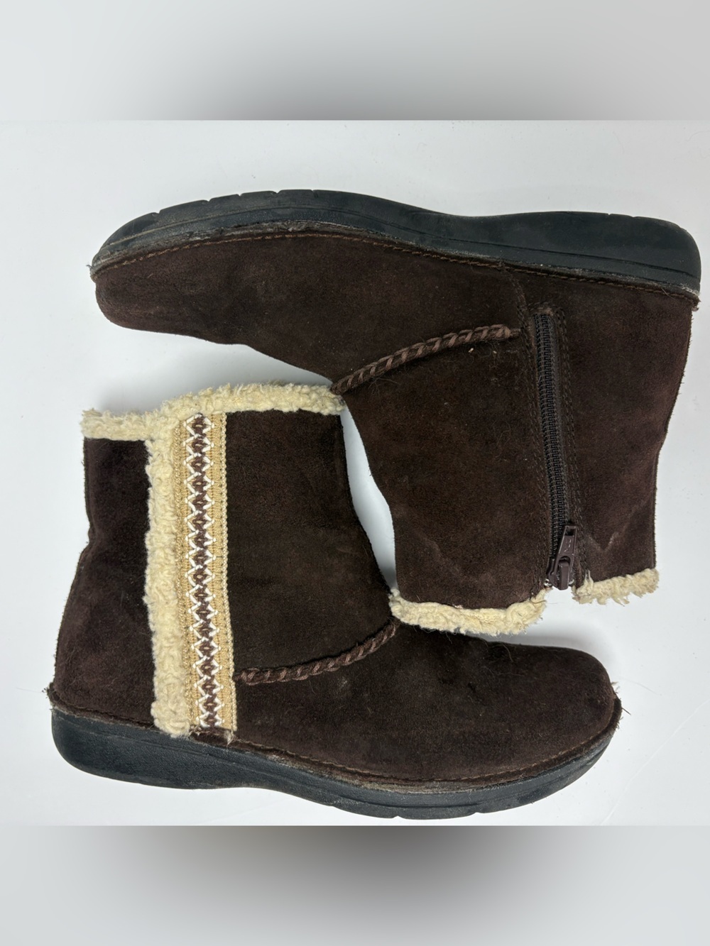 Thom McAn Women’s Brown Suede Ankle Booties Boots Faux Fur Lining Size 7